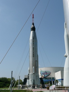 Space Center 05-08-005-t.jpg