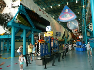 Space Center 05-08-023-t.jpg