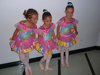 Dance Rehersal 2009 001-t.jpg